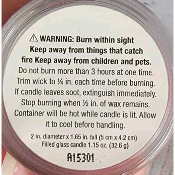 William sonoma Holiday Gift set 3 candles 1.5 Ounces Unburned - Picture 6 of 6